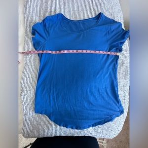 Lululemon crew neck tee sz 10 or 12